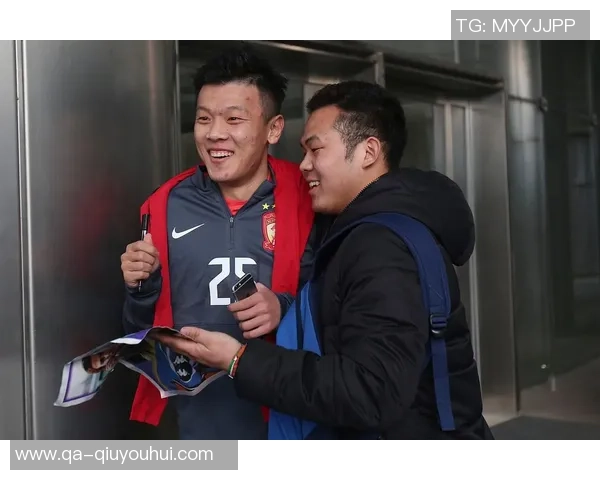 王燊超坚定信念海港全力以赴冲击目标不受外界干扰